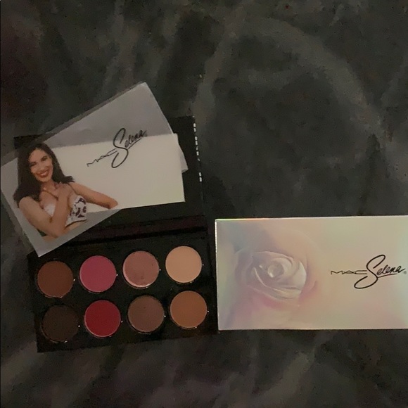 M•A•C Selena 25th anniversary eyeshadow palette - Picture 5 of 6